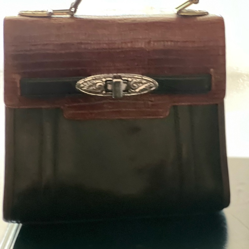 Brighton Chantilly vintage bag with dust cover - Picture 8 of 8